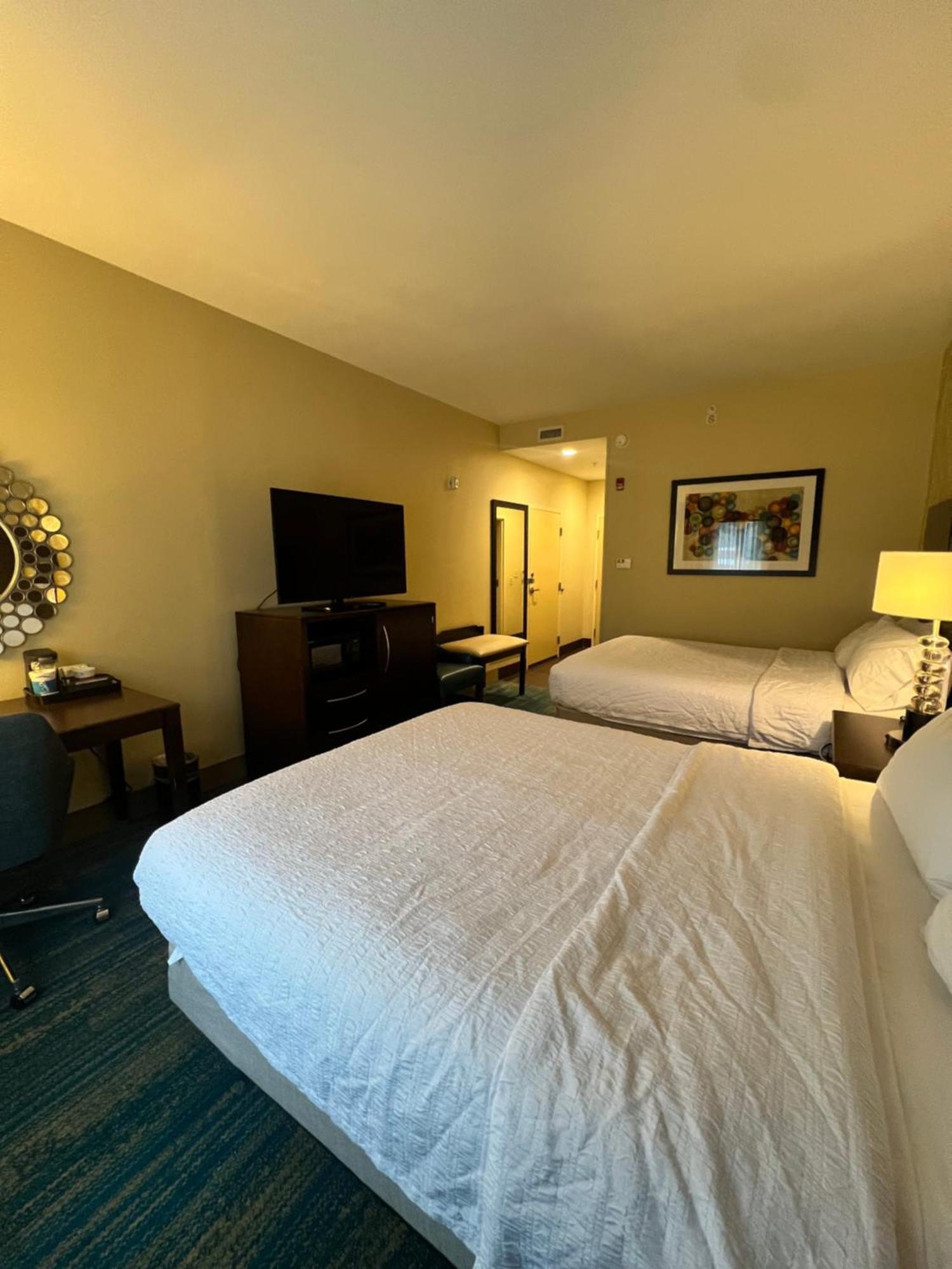 Hampton Inn&Suites Stroudsburg Bartonsville Poconos Extérieur photo